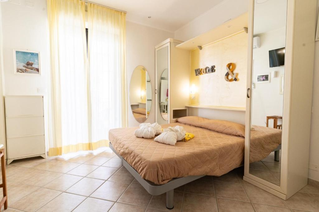 Hotel Byron Milano Marittima Exterior foto
